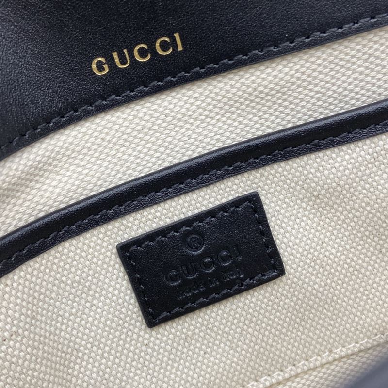 Gvc*1 horsebit bags